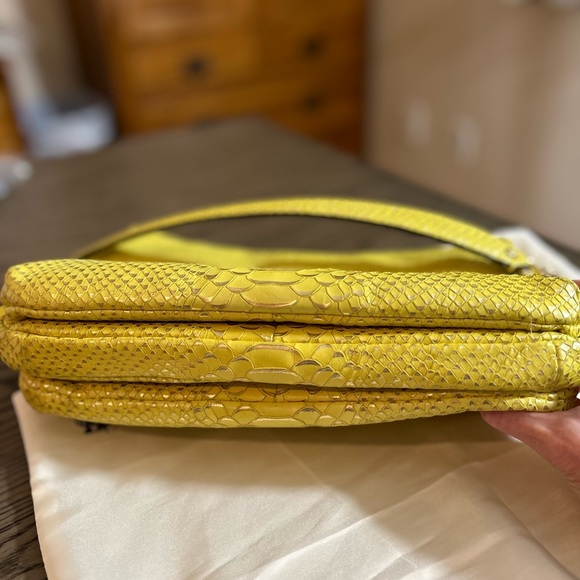 Coach Madison Pinnacle Lily Yellow Python Embossed Leather Hobo Shoulder Bag - Picture 4 of 16
